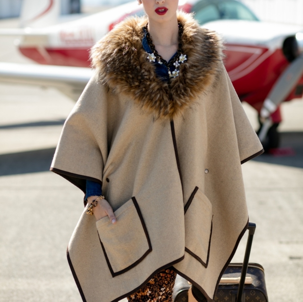 *Evys tree Audrey Cape